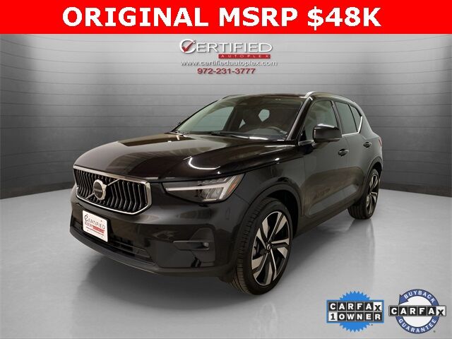 2025 Volvo XC40 B5 Plus Bright Theme Dallas TX