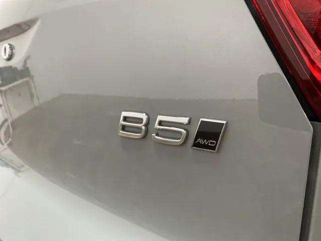 2025 Volvo XC40 B5 Plus Bright Theme Dallas TX