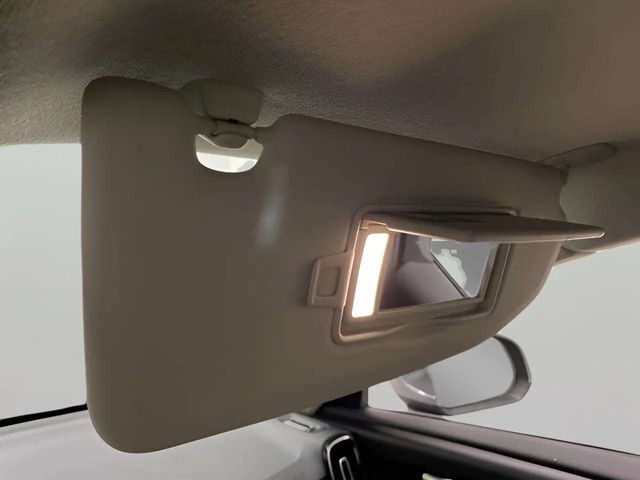 2025 Volvo XC40 B5 Plus Bright Theme Dallas TX