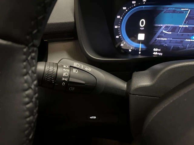 2025 Volvo XC40 B5 Plus Bright Theme Dallas TX