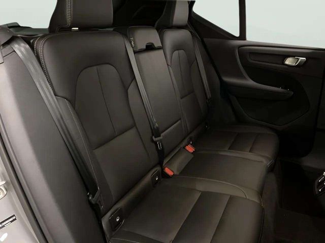 2025 Volvo XC40 B5 Plus Bright Theme Dallas TX
