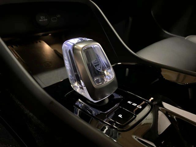 2025 Volvo XC40 B5 Plus Bright Theme Dallas TX