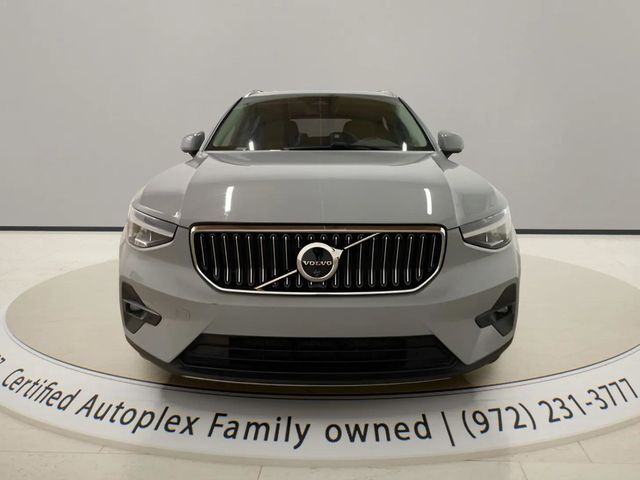 2025 Volvo XC40 B5 Plus Bright Theme Dallas TX