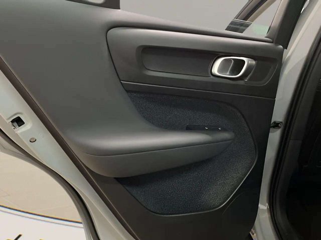 2025 Volvo XC40 B5 Plus Bright Theme Dallas TX