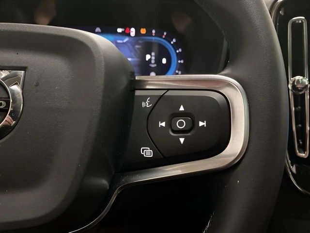 2025 Volvo XC40 B5 Plus Bright Theme Dallas TX