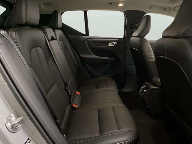 2025 Volvo XC40 B5 Plus Bright Theme Dallas TX