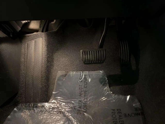2025 Volvo XC40 B5 Plus Bright Theme Dallas TX