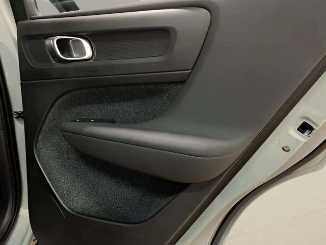 2025 Volvo XC40 B5 Plus Bright Theme Dallas TX