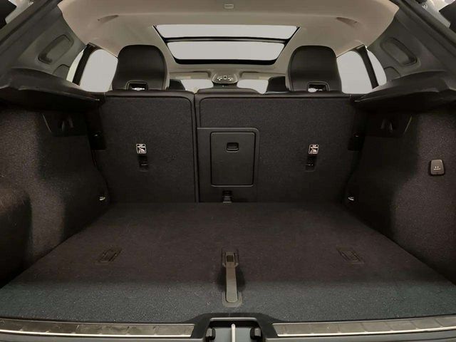 2025 Volvo XC40 B5 Plus Bright Theme Dallas TX