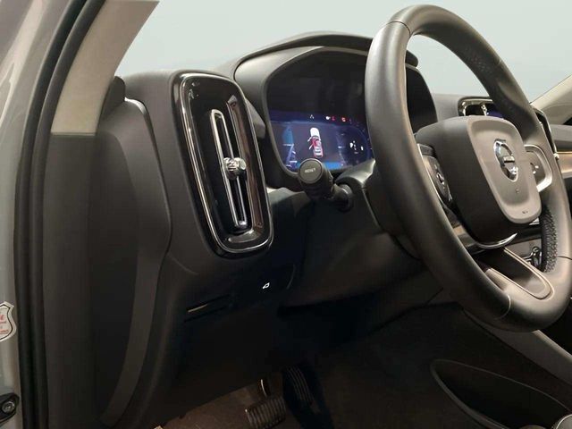 2025 Volvo XC40 B5 Plus Bright Theme Dallas TX