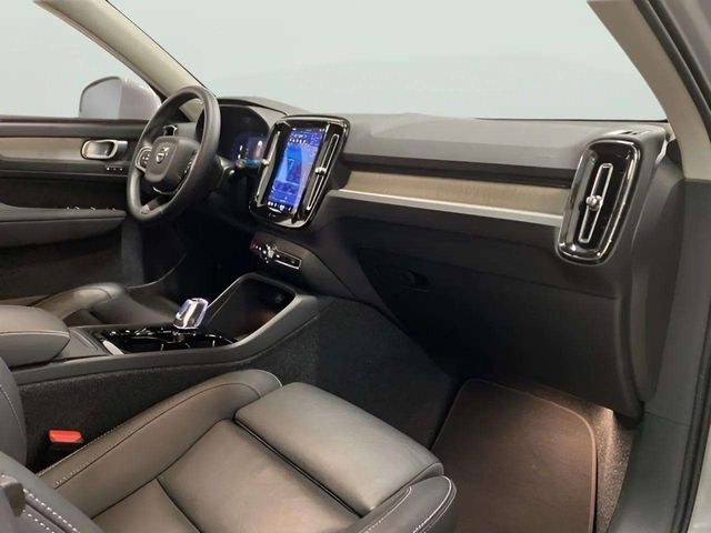 2025 Volvo XC40 B5 Plus Bright Theme Dallas TX