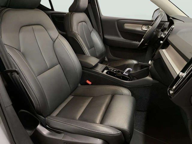 2025 Volvo XC40 B5 Plus Bright Theme Dallas TX