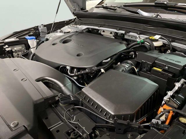 2025 Volvo XC40 B5 Plus Bright Theme Dallas TX