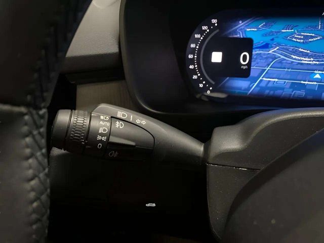 2025 Volvo XC40 B5 Plus Bright Theme Dallas TX