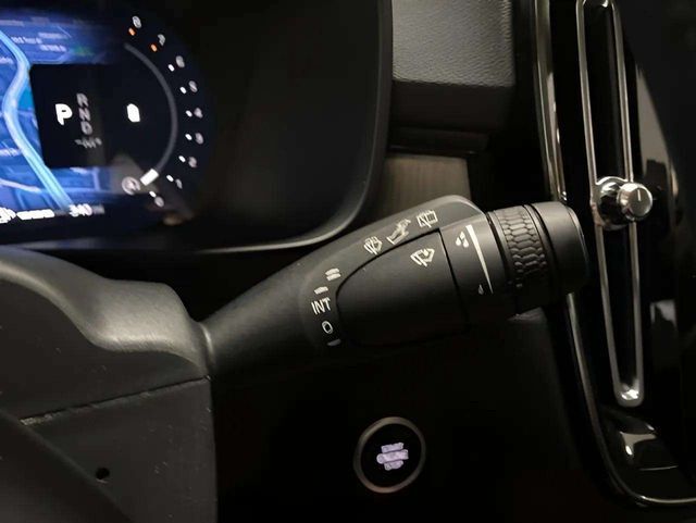 2025 Volvo XC40 B5 Plus Bright Theme Dallas TX