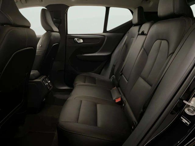 2025 Volvo XC40 B5 Plus Bright Theme Dallas TX