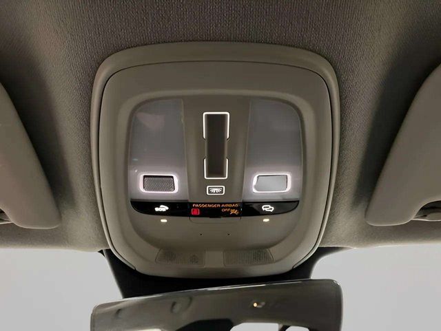 2025 Volvo XC40 B5 Plus Bright Theme Dallas TX