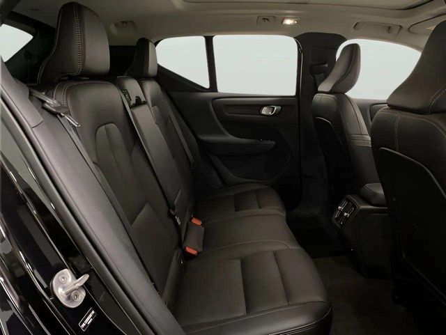 2025 Volvo XC40 B5 Plus Bright Theme Dallas TX