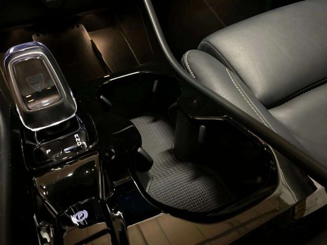 2025 Volvo XC40 B5 Plus Bright Theme Dallas TX