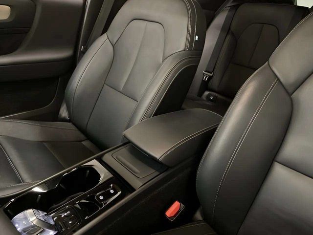 2025 Volvo XC40 B5 Plus Bright Theme Dallas TX