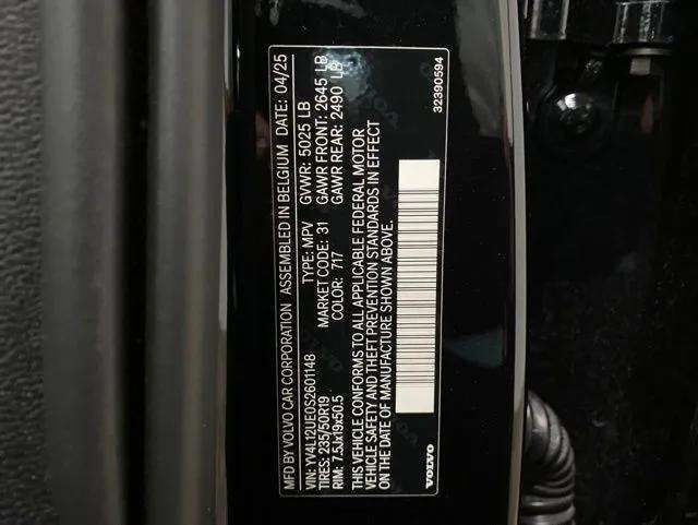 2025 Volvo XC40 B5 Plus Bright Theme Dallas TX