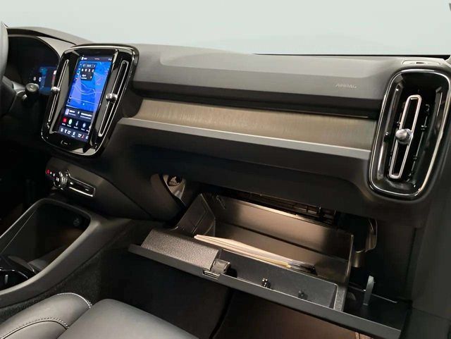 2025 Volvo XC40 B5 Plus Bright Theme Dallas TX