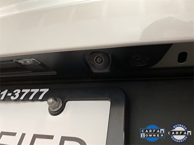 2025 Volvo XC40 B5 Plus Bright Theme Dallas TX