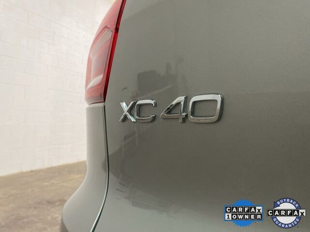 2025 Volvo XC40 B5 Plus Bright Theme Dallas TX