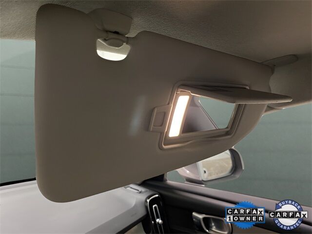 2025 Volvo XC40 B5 Plus Bright Theme Dallas TX