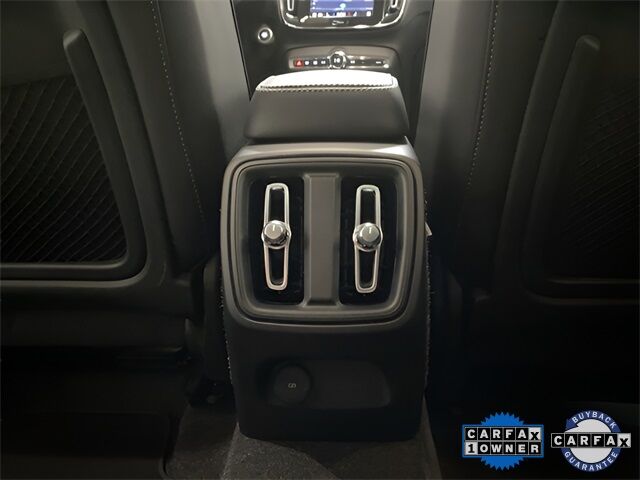 2025 Volvo XC40 B5 Plus Bright Theme Dallas TX