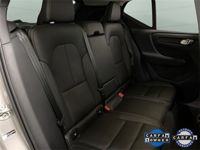 2025 Volvo XC40 B5 Plus Bright Theme Dallas TX