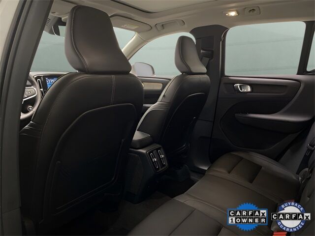 2025 Volvo XC40 B5 Plus Bright Theme Dallas TX