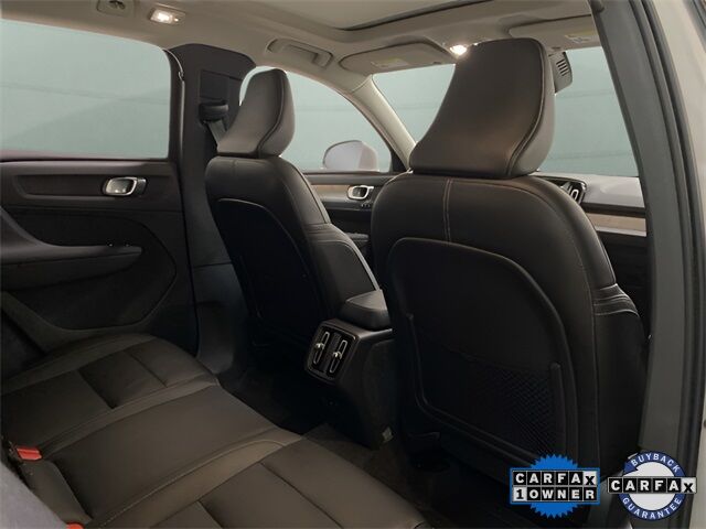 2025 Volvo XC40 B5 Plus Bright Theme Dallas TX