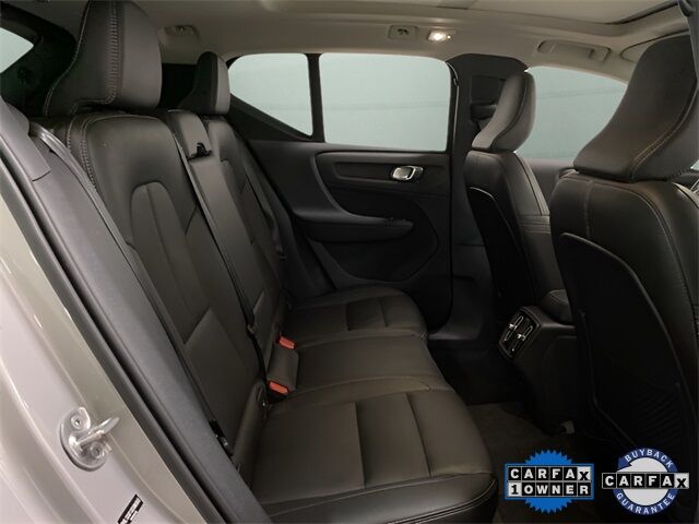 2025 Volvo XC40 B5 Plus Bright Theme Dallas TX