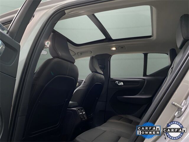 2025 Volvo XC40 B5 Plus Bright Theme Dallas TX