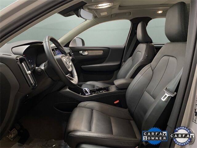 2025 Volvo XC40 B5 Plus Bright Theme Dallas TX