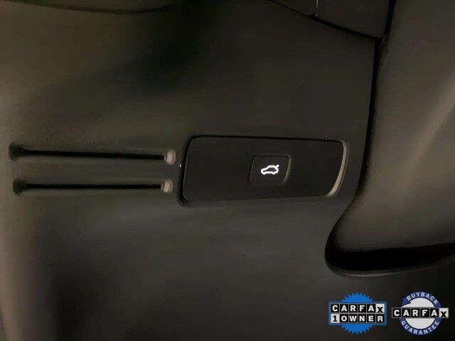 2025 Volvo XC40 B5 Plus Bright Theme Dallas TX