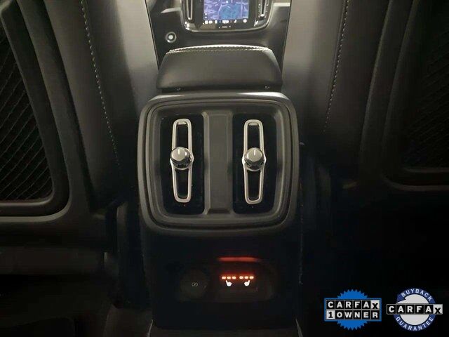 2025 Volvo XC40 B5 Plus Bright Theme Dallas TX