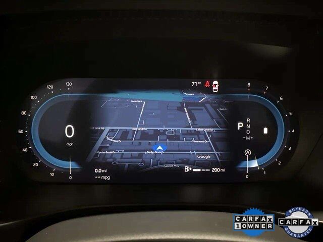 2025 Volvo XC40 B5 Plus Bright Theme Dallas TX