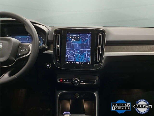 2025 Volvo XC40 B5 Plus Bright Theme Dallas TX