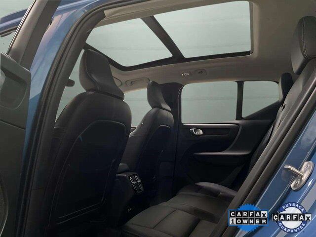 2025 Volvo XC40 B5 Plus Bright Theme Dallas TX