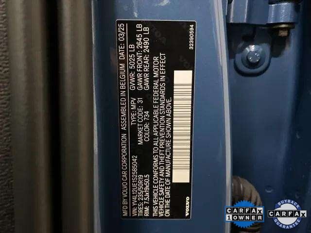 2025 Volvo XC40 B5 Plus Bright Theme Dallas TX