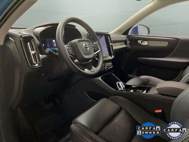 2025 Volvo XC40 B5 Plus Bright Theme Dallas TX