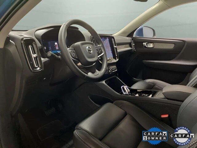 2025 Volvo XC40 B5 Plus Bright Theme Dallas TX