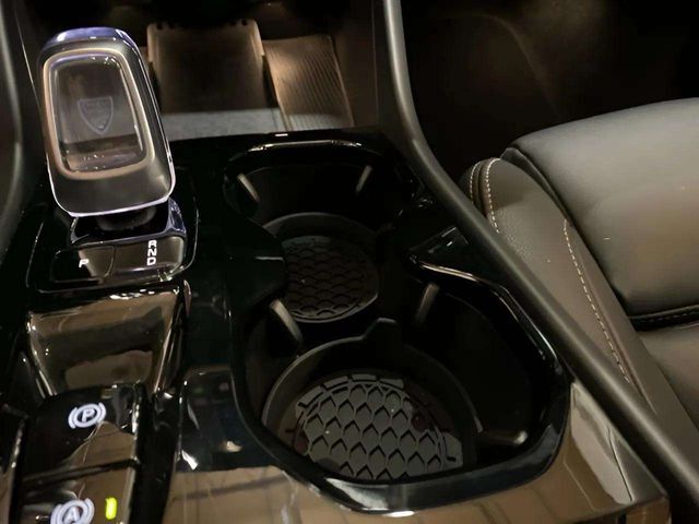2025 Volvo XC40 B5 Plus Bright Theme Dallas TX