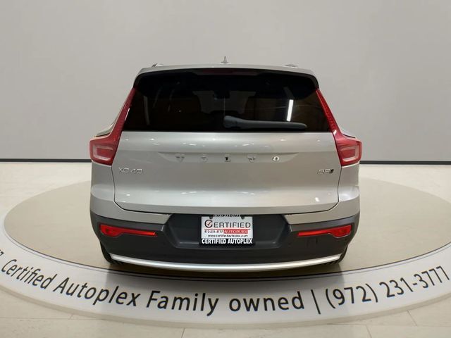 2025 Volvo XC40 B5 Plus Bright Theme Dallas TX