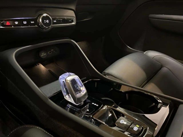 2025 Volvo XC40 B5 Plus Bright Theme Dallas TX