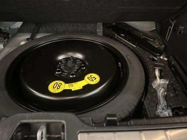 2025 Volvo XC40 B5 Plus Bright Theme Dallas TX