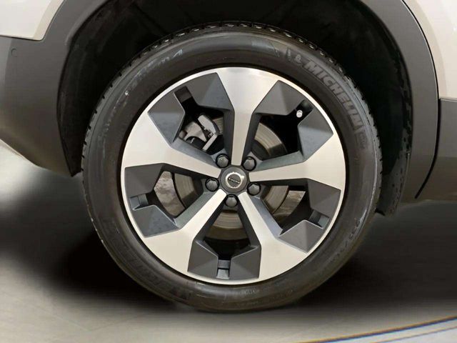 2025 Volvo XC40 B5 Plus Bright Theme Dallas TX