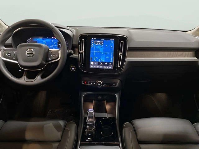 2025 Volvo XC40 B5 Plus Bright Theme Dallas TX